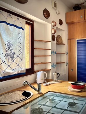 Microwave, oven, stovetop