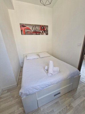 1 Schlafzimmer, WLAN, Bettwäsche