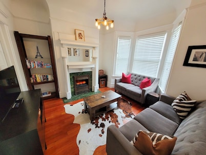 Nob Hill Apartment