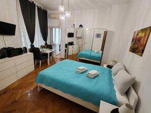 1 室のベッドルーム、アイロン / アイロン台、WiFi、ベッドシーツ