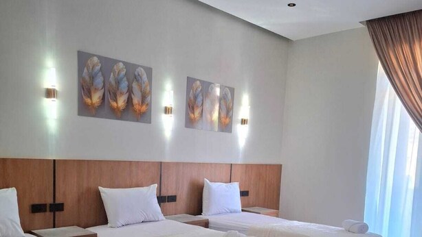 Hypo-allergenic bedding available, minibar, in-room safe, soundproofing - Havana Hotel (Cairo)