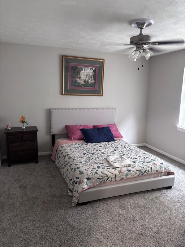 2 bedrooms, in-room safe, iron/ironing board, WiFi