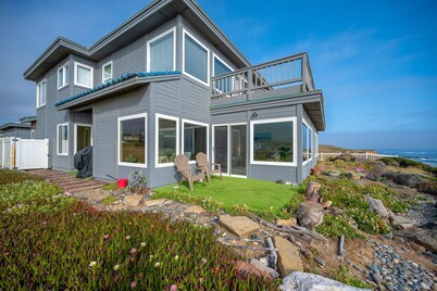 Blue Haven-Oceanfront Stay Near Cambria & Beaches