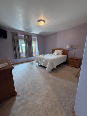 5 habitaciones, wifi gratis y ropa de cama 