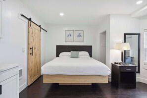 1 Schlafzimmer, Schreibtisch, Bügeleisen/Bügelbrett, WLAN