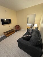 Studio Suite | Blackout drapes, iron/ironing board, free WiFi