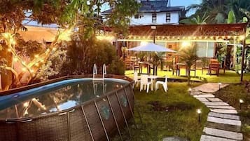 Smart TV 45 polegadas com canais via satélite, Netflix