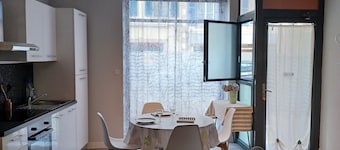 Charming apartment in Quimper town center, a stone's throw from the cathedral.