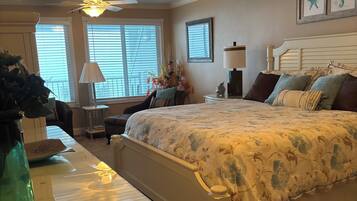 2 kamar tidur, setrika/meja setrika, Wi-Fi, dan seprai linen