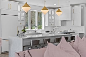 Interior - Modern Luxury Waterfront On Old Mission Peninsula (Traverse City)