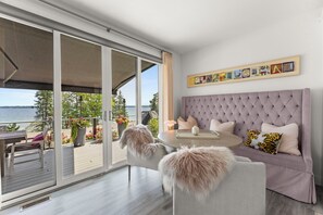 Dining - Modern Luxury Waterfront On Old Mission Peninsula (Traverse City)