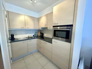 Apartment | Private kitchen - Apartment in Middelkerke Near the Beach (Middelkerke)