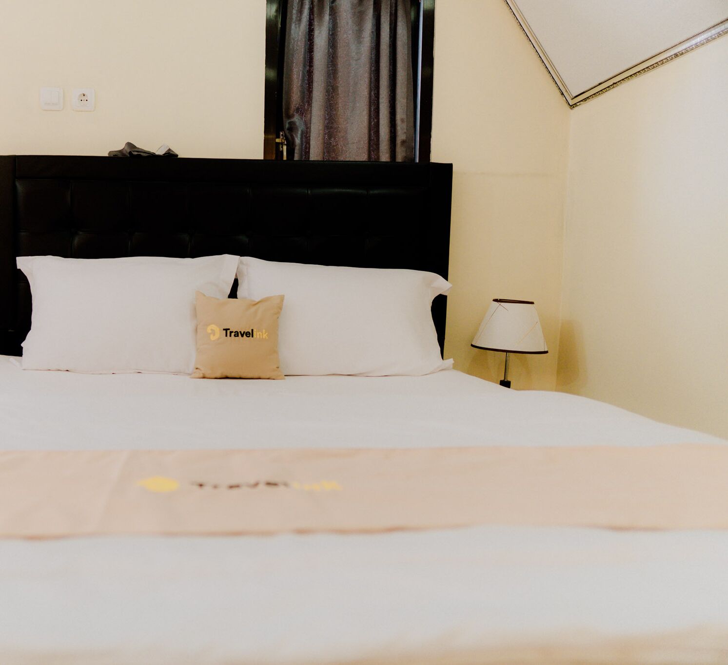 Deluxe cottage, uitzicht op bergen | Een bureau, gratis wifi