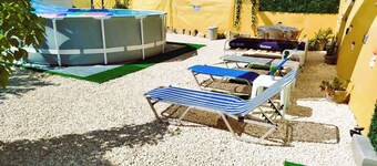 Nefeli's Dollhouse Caravan 3 minutes from Geroskipou Beach