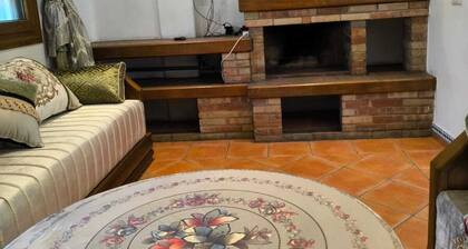 2-bedroom house in enjoyable Agadir with WiFi, AC