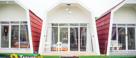 Deluxe-Ferienhaus, Bergblick | Terrasse/Patio