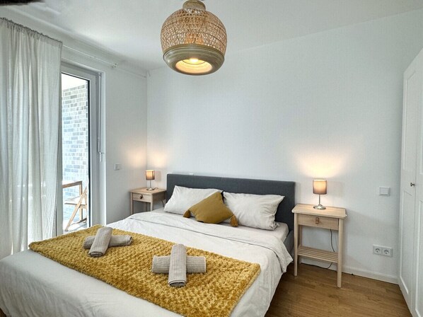 1 habitación, escritorio, tabla de planchar con plancha y wifi gratis 