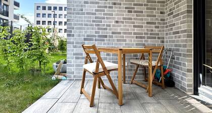 HolidayHome Apartments | Airport Deluxe Condo with Terrace
