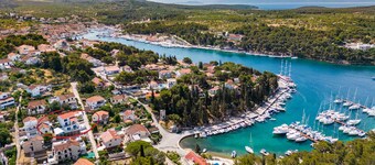 Charming 4-BR Villa with Heated Pool and Sea Views, Close to Beach