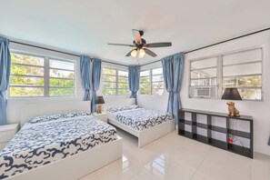 5 多间卧室、办公桌、熨斗/熨衣板、旅行婴儿床