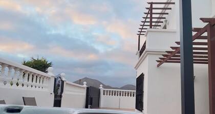 Casa Kari Amapola - Luxury Villa in Matagorda