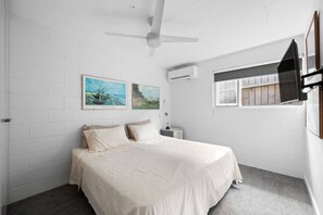 1 chambre, bureau, fer et planche à repasser, Wi-Fi gratuit