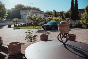 Property grounds - Stay in Tuscany: comfort, style and tranquility (Santa Barbara)