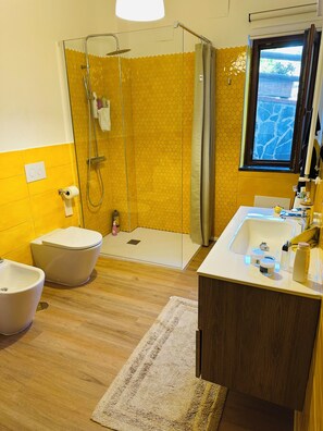 Hair dryer, towels, soap, toilet paper - Relaxation with Jacuzzi and pool between Pompeii Amalfi coast, Sorrento and Capri (Trecase)