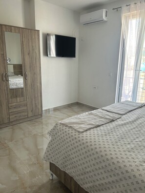 1 chambre, fer et planche à repasser, Wi-Fi, draps fournis