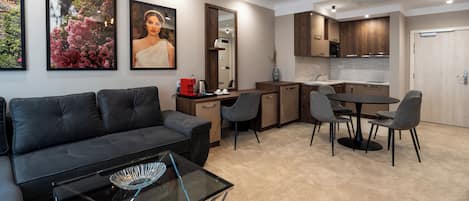 Una cassaforte in camera, ferro/asse da stiro, Wi-Fi gratuito