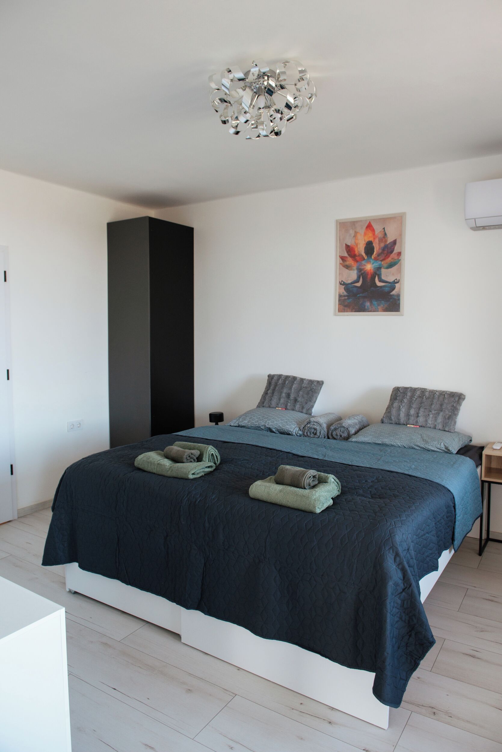 2 bedrooms, desk, free WiFi