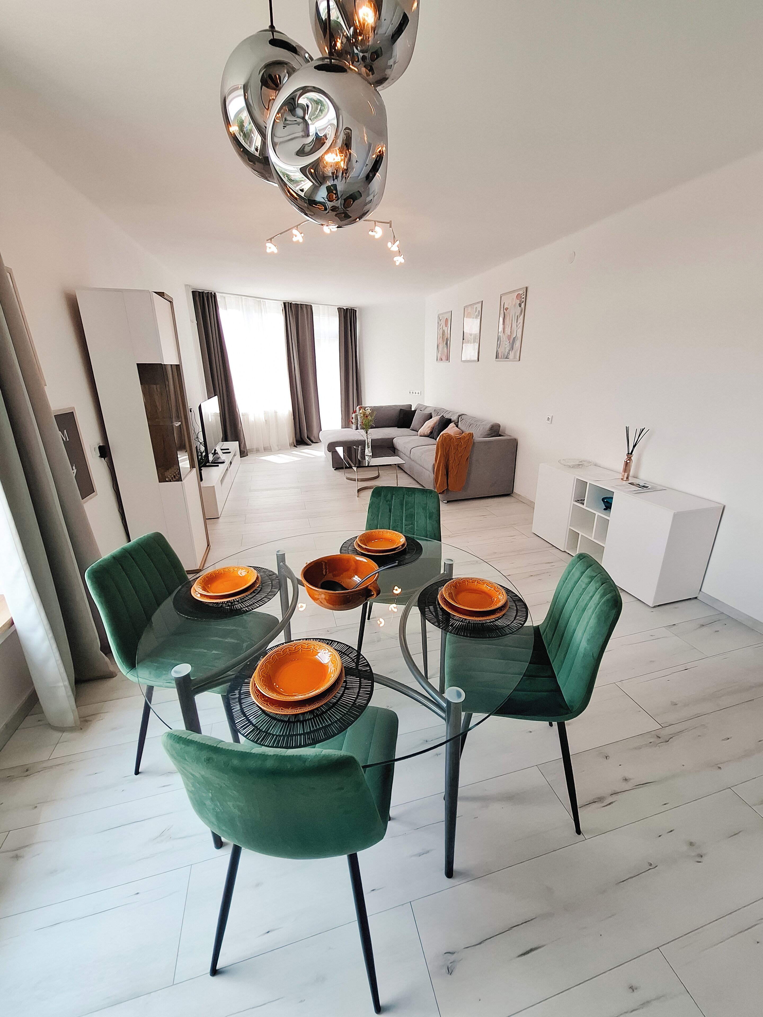 Smart TV, video games