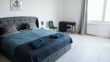 2 bedrooms, desk, free WiFi