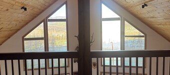 Creekside Cabin - with WiFi in Grand Lake Granby - 3 bedrooms for a cozy getaway