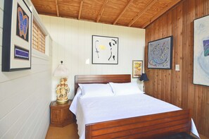 1 bedroom, internet, bed sheets
