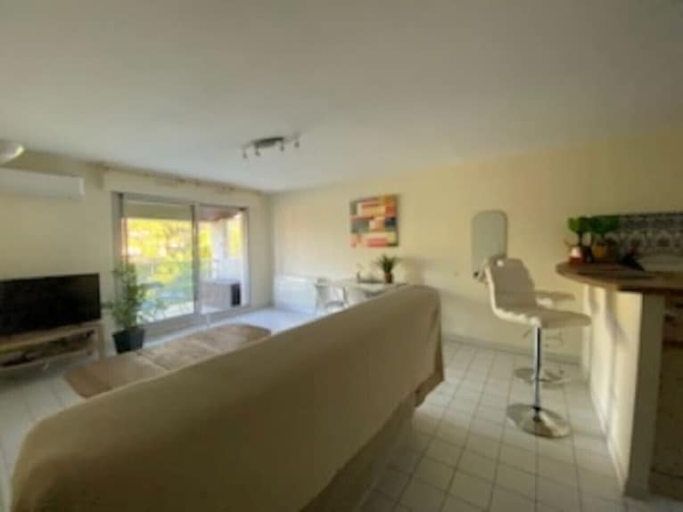 Beautiful Apartment Near The Beach - 툴롱