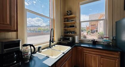 The Power Plant near historic Main St, Train Depot and Ark. River. Pet friendly!