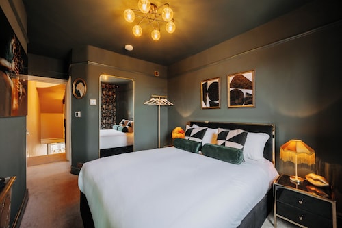 Unique Shrewsbury Rooms