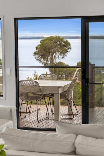 Four On Stingray Point