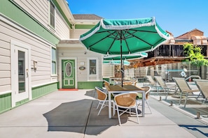 Exterior - Hennessey Estate (Napa)