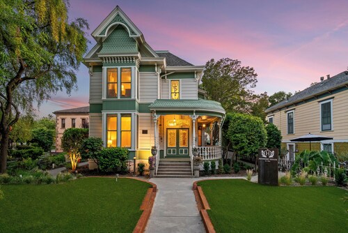 Hennessey Estate 