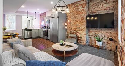 Modern 3BR, 2BA Home: 2 King Beds, Off Street Parking; Near Downtown Pittsburgh