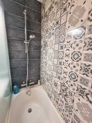 Haartrockner, Handtücher