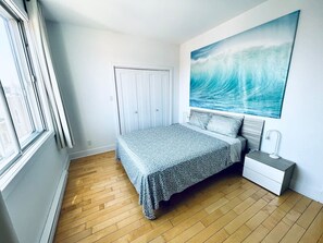 2 bedrooms, desk, iron/ironing board, travel crib