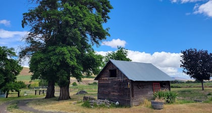 8 Mile Farm B&B