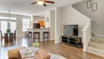 智能電視、書籍