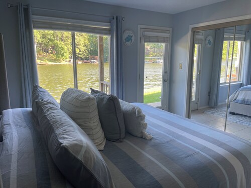 Rest Up Resort-Waterfront 1Bed 2Bath Condo-Prime Location-Swim Dock-Great Views!