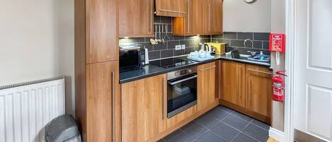 Dishwasher, high chair