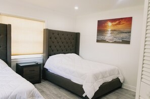 3 bedrooms, free WiFi, bed sheets