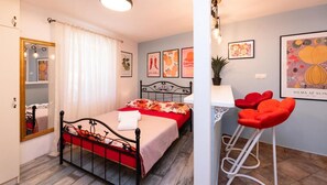 Deluxe Studio - Kontra Split (Split)